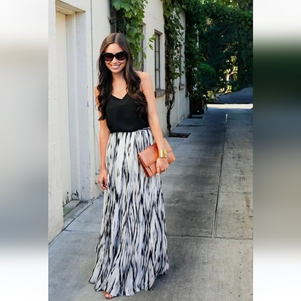 NWT || PARKER || Topanga, maxi skirt, size 0, pleated, lined, white, black, grey